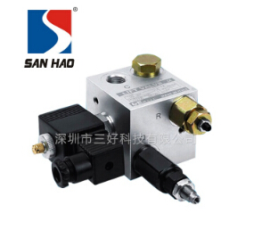 液壓升降平臺(tái)，也能看到升降支撐閥的身影